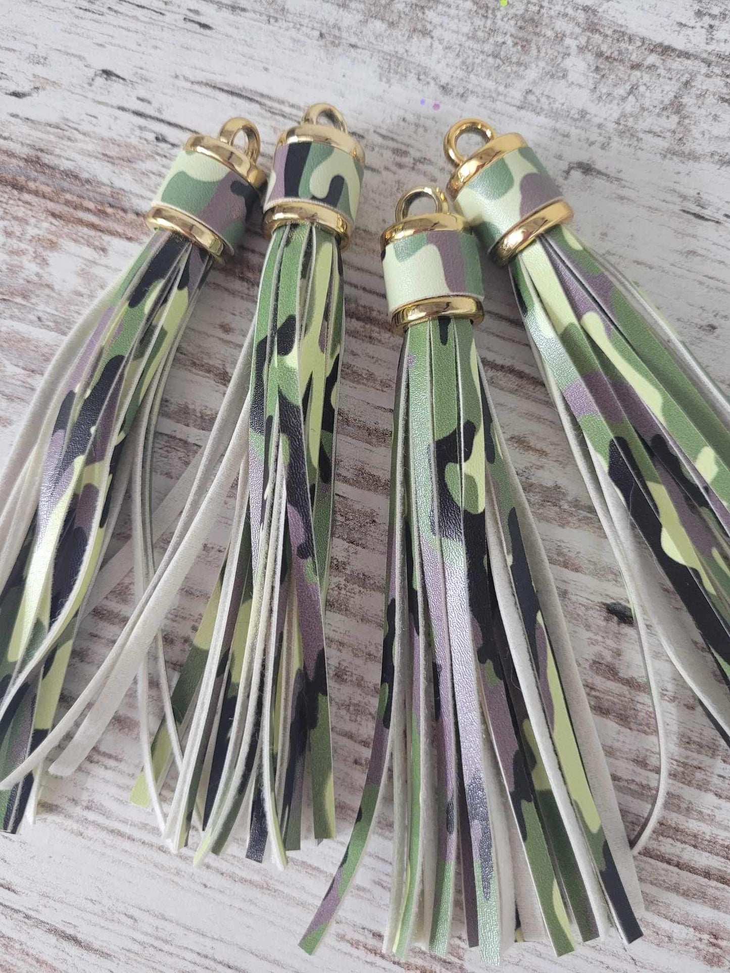 Keychain Tassels, Multiple Colors available, Backpacks, purses, Accessories.   Ships from the USA!